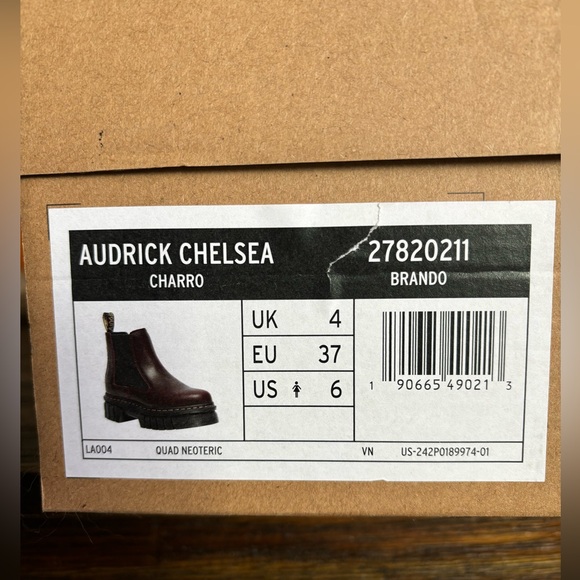 Doc Martens Boots! - Picture 4 of 4